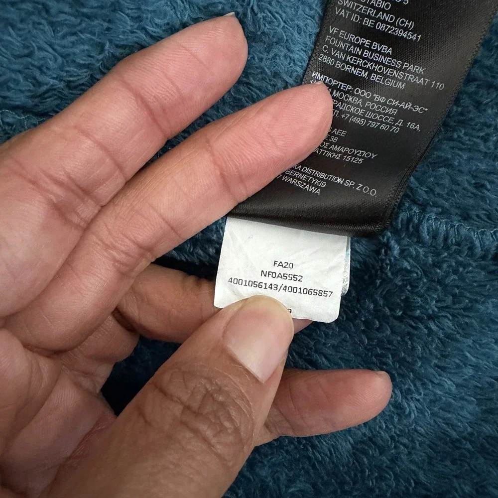 The North Face Womens Osito Jacket Blue Size Medium Full‎ Zip Soft Cozy Gorpcore - Picture 9 of 16